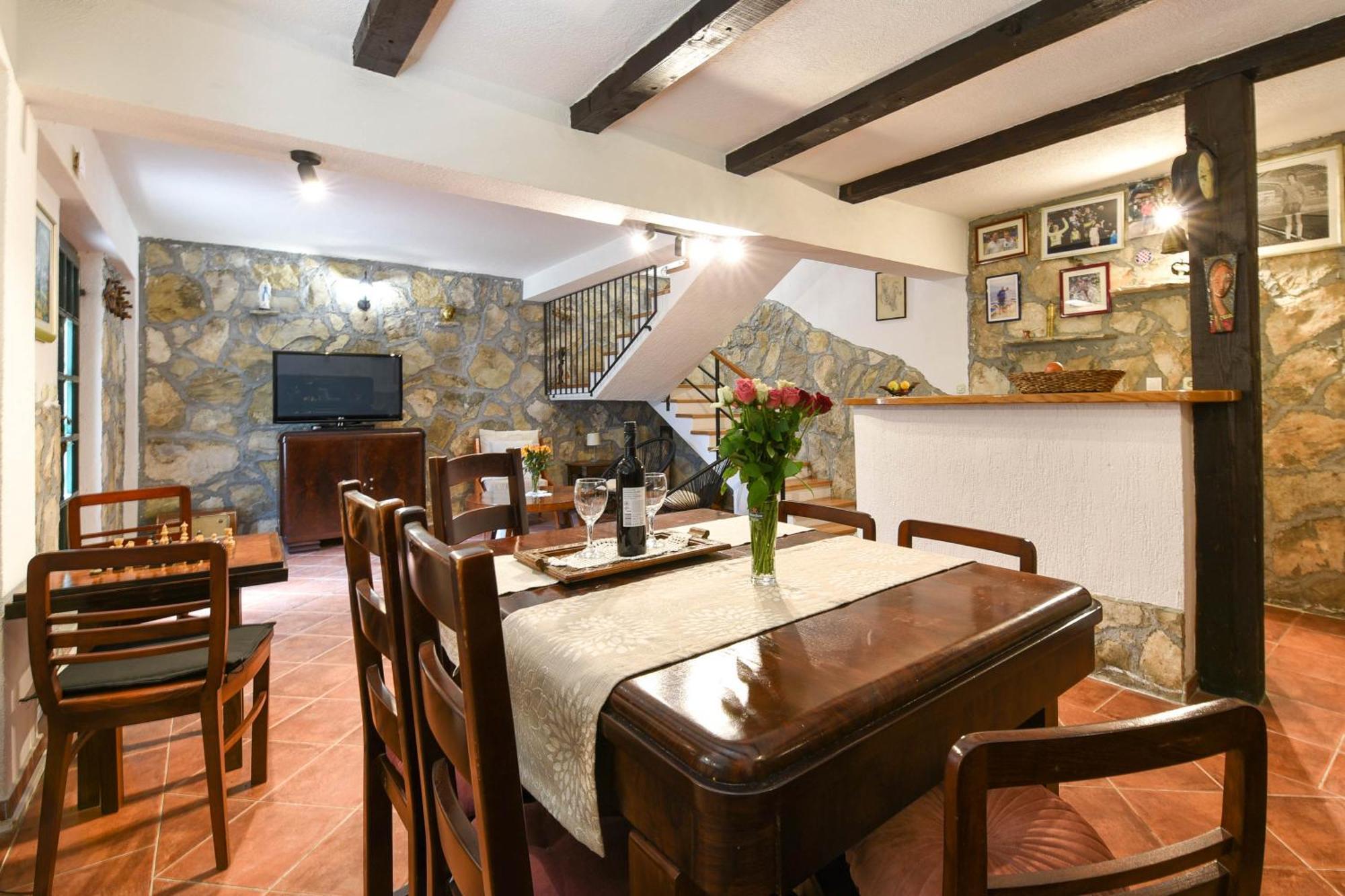 Villa Danica On The Hills, Seaview بودْسْتغانا المظهر الخارجي الصورة